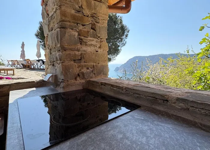 Begasti 2, For Trekking Lovers * Monterosso al Mare